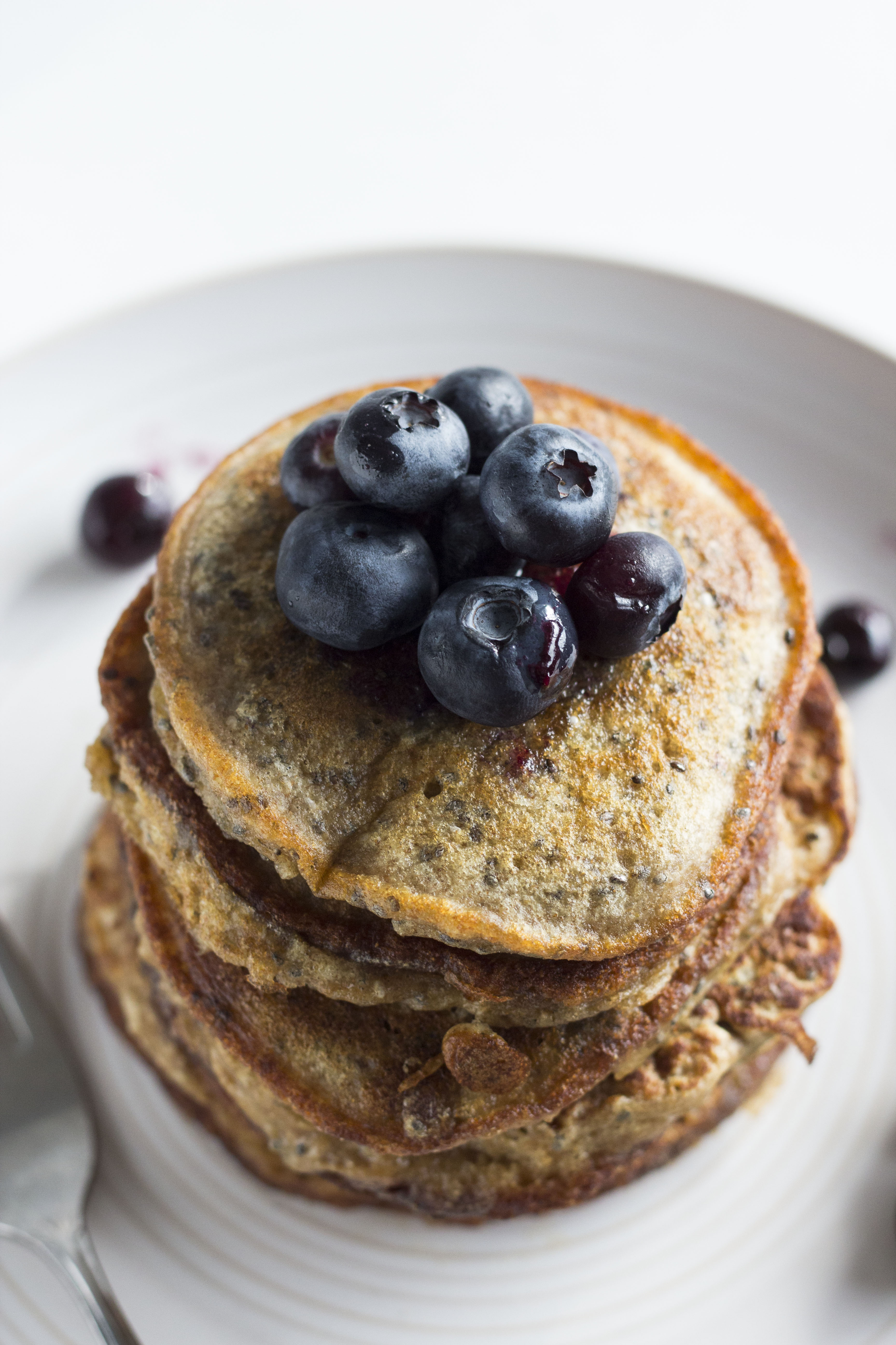 blueberry-chia-seed-pancakes-11